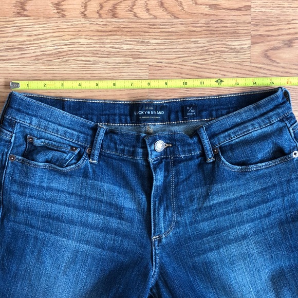 Lucky Brand Mid Rise Sweet Straight Jeans Size 10 - Picture 11 of 14